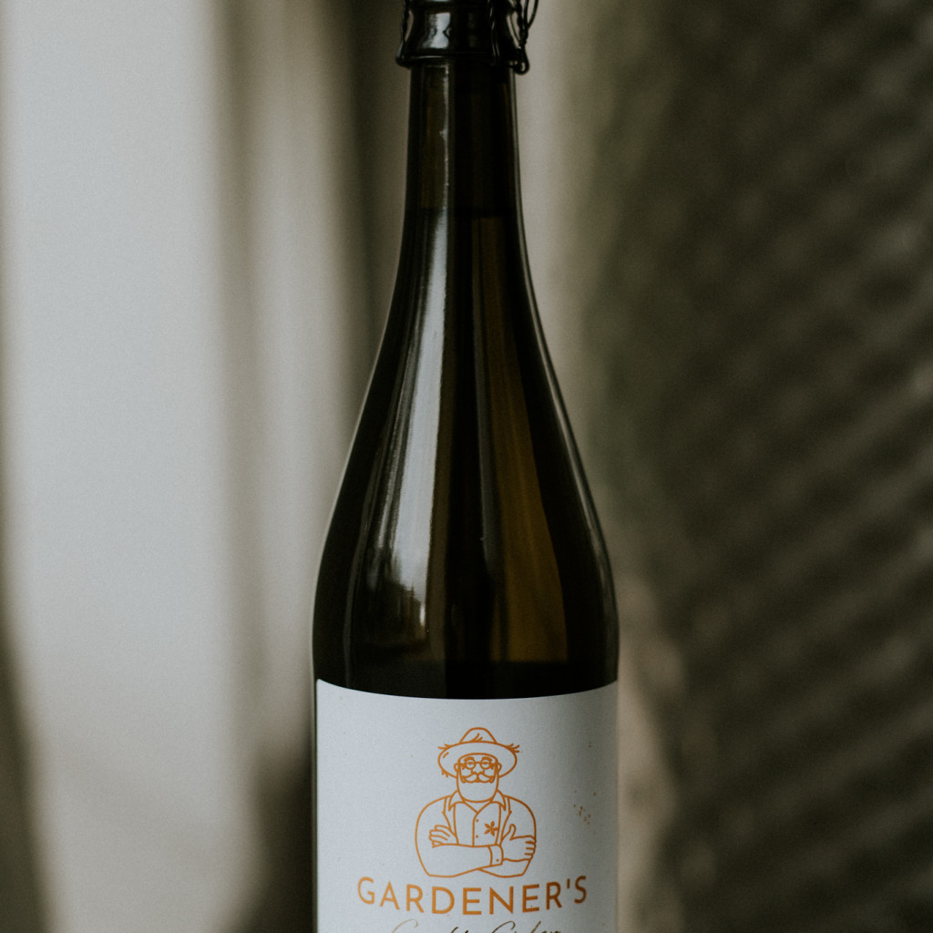 Gardener’s saldais ābolu- cidoniju sidrs