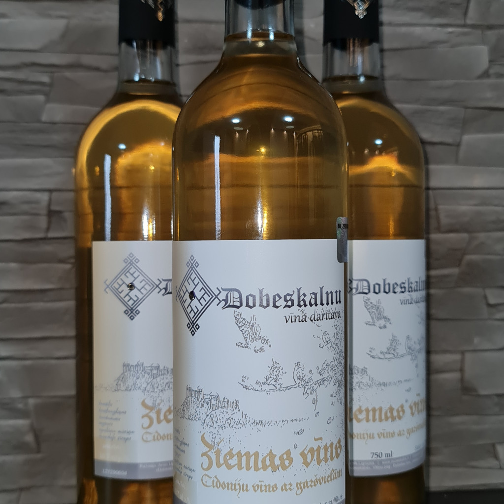 Talvevein – vürtsidega küdooniavein, magus