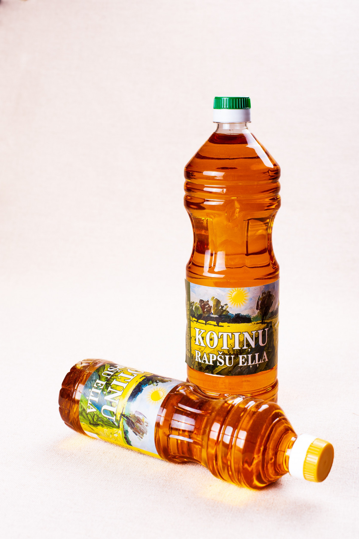 Auksti spiesta rapšu eļļa 1l