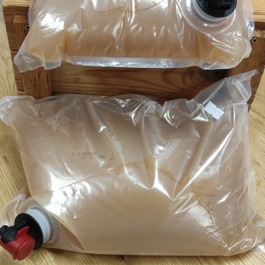 APPLE JUICE, bag-in-box